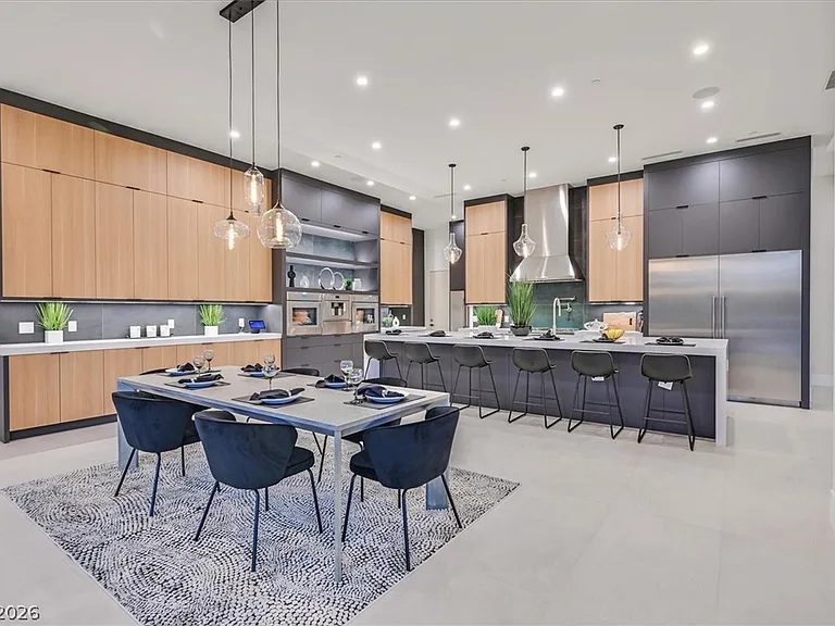 34 Vintage Canyon St — Photo 74