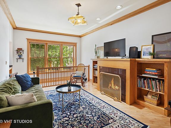 2nd image of 1146 W Columbia Ave APT 1E