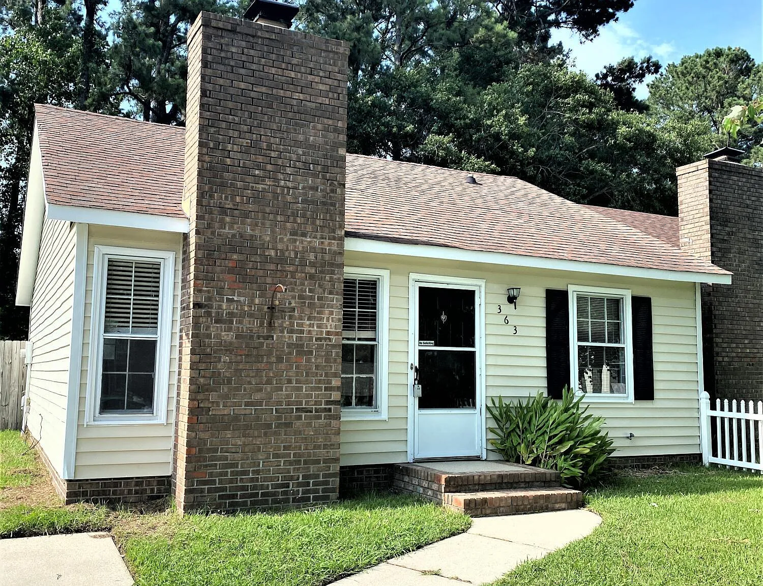 2 bed, 2.0 bath, $1,195 — Photo 1