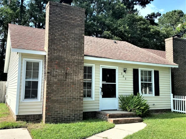 363 W Frances St, Jacksonville, NC 28546