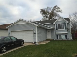 4955 Silverglen Dr SE, Kentwood, MI 49548