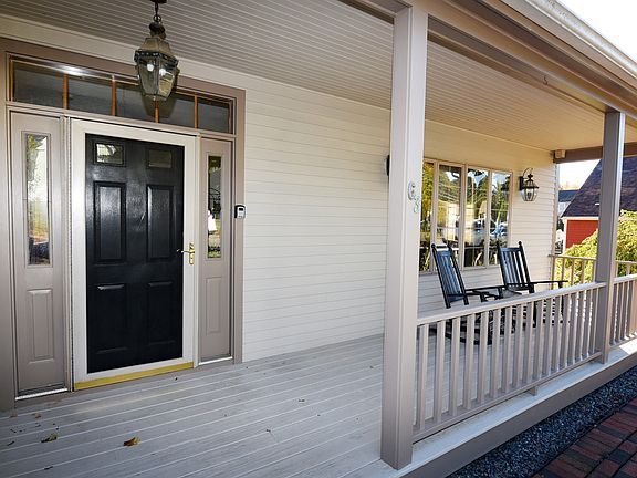 3rd image of 63 Pleasant St