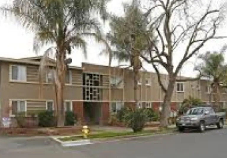 222 Milbrae Ln #10 — Photo 1