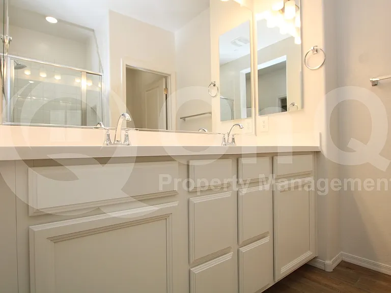 2632 S Peppertree Dr #103 — Photo 9