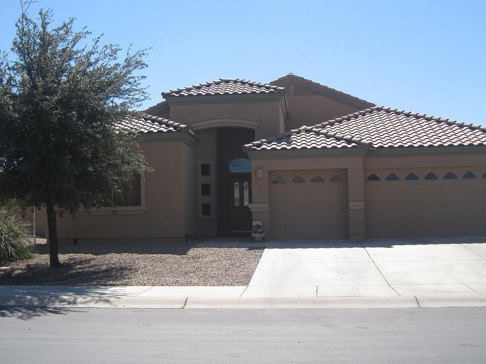 1st image of 11043 W Caracara Dr