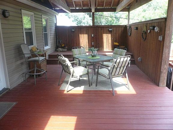 2nd image of 1114 Oak Hill Dr