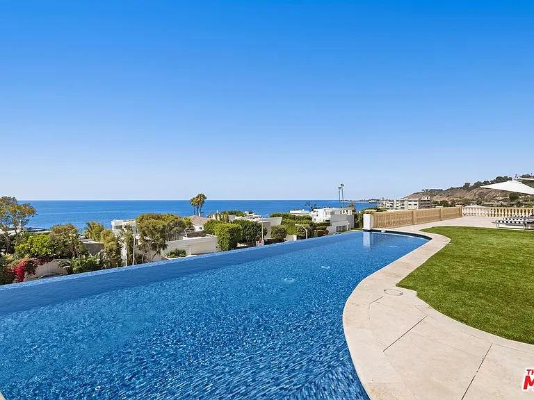 22435 Pacific Coast Hwy — Photo 27