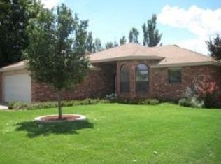 6922 Grover Ave, Lubbock, TX 79424