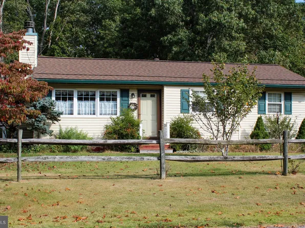 153 Bentwood Dr, Malaga, NJ 08328