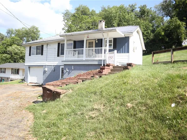 49 Walkertown Hill Rd, Daisytown, PA 15427