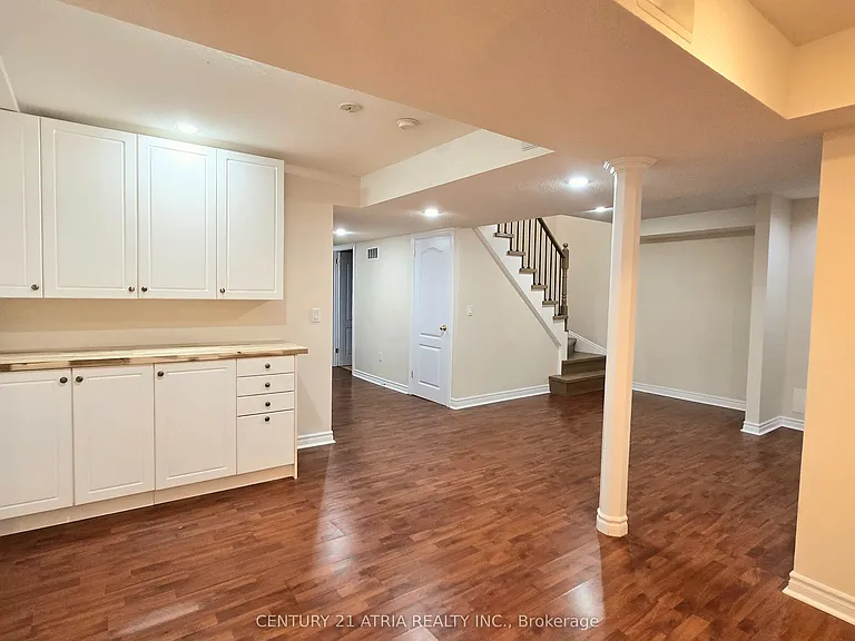 31 Cliveden Pl — Photo 25