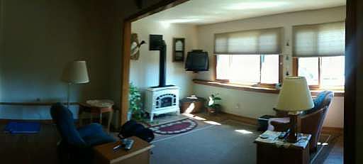 4th image of 180 N Pine St