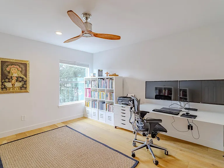 3507 Drummond St — Photo 13