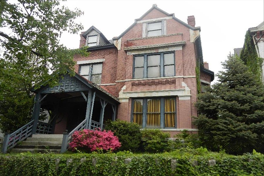 2nd image of 2522 May St