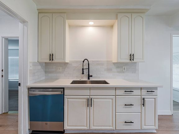3rd image of 718 S Claudina St #718