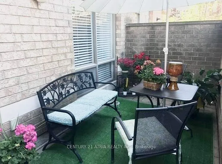 140 Bathurst St #103 — Photo 9