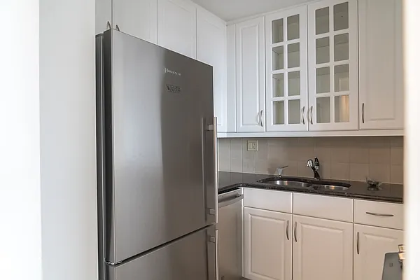 Rented by Beam Living | media 98