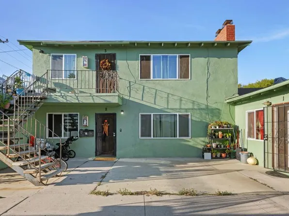 4811 Petit Dr, Oxnard, CA 93033