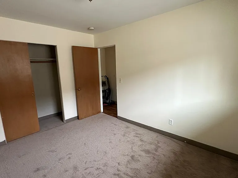 4225 Central Ave NE — Photo 9