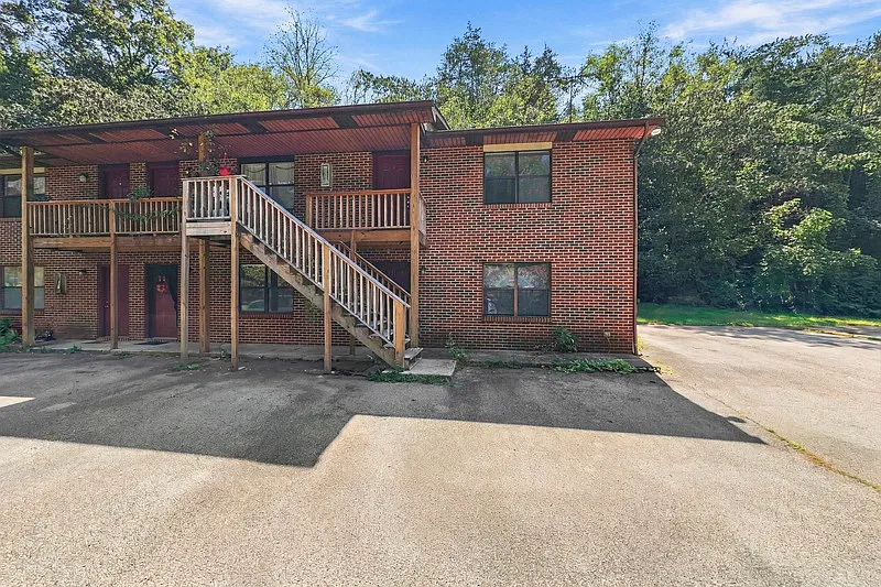 12827 Chapman Hwy #4