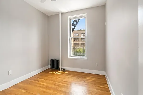 Rented by Dream Space Realty | media 10