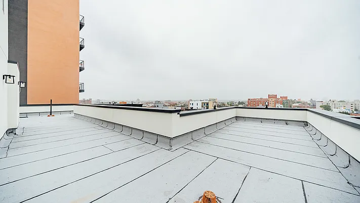 Rented by Nooklyn NYC LLC | media 9