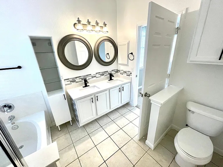 3914 Canyon Glen Cir — Photo 11