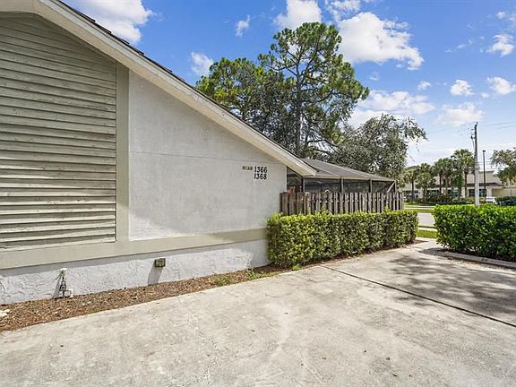 2nd image of 1368 Periwinkle Pl