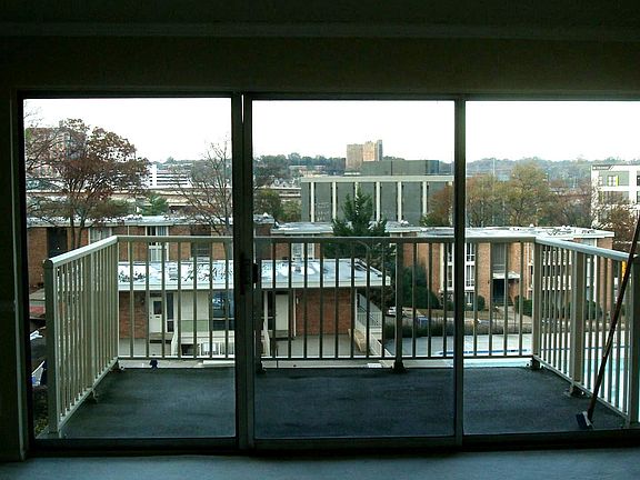 3rd image of 2624 Redcoat Dr APT 2C