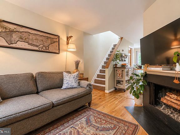 4th image of 1247 Knox Ct