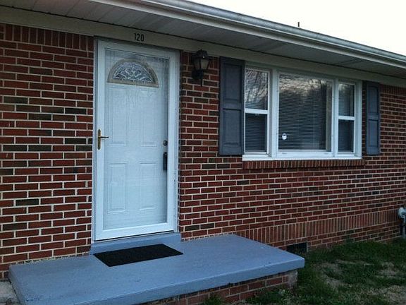 4th image of 120 Woodland St