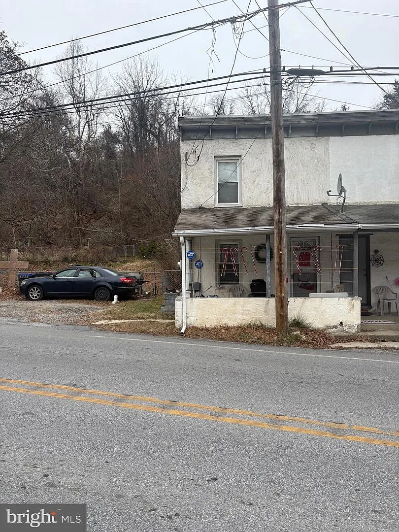 120 Doe Run Rd photo 1