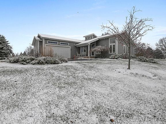 2nd image of 8986 Wabasis Shores Dr NE