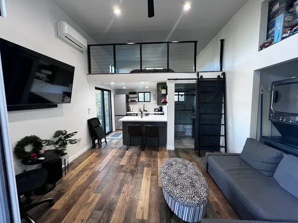 1449 Marion Dr #A, Glendale, CA 91205