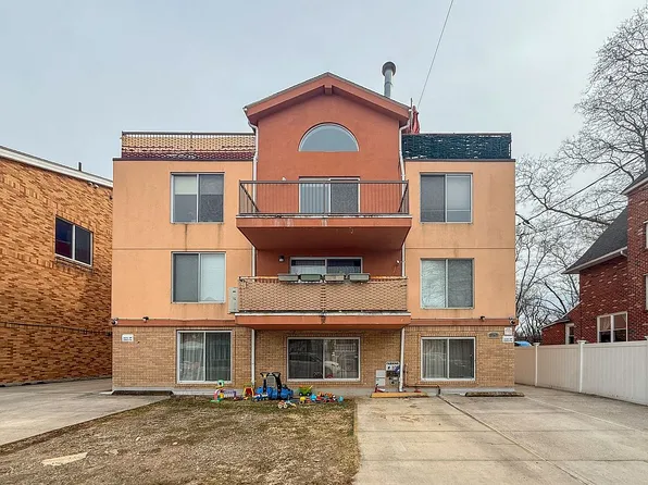 2747 E 26th St #101, Brooklyn, NY 11235