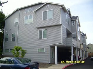 8640 SE Lafayette St UNIT 2, Portland, OR 97266