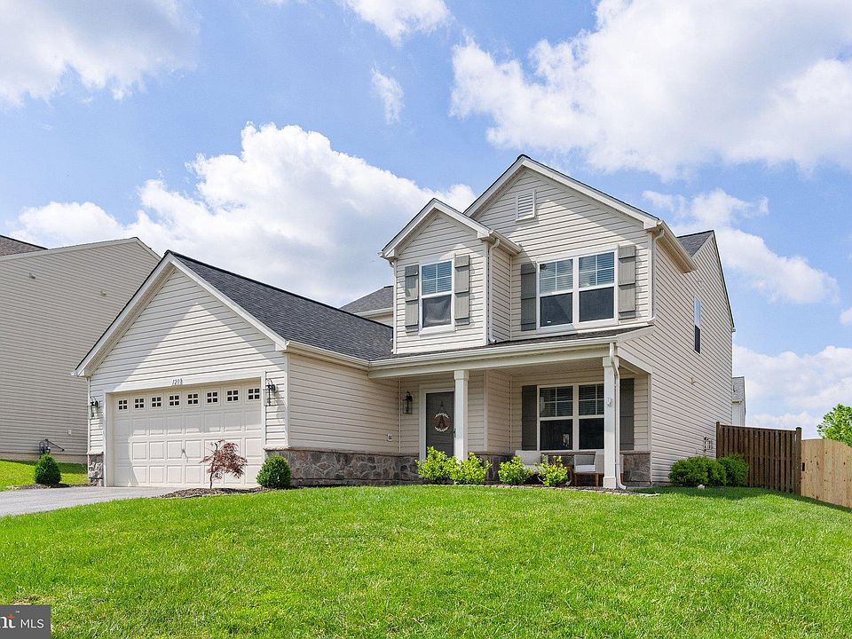 1st image of 120 Dollie Mae Ln