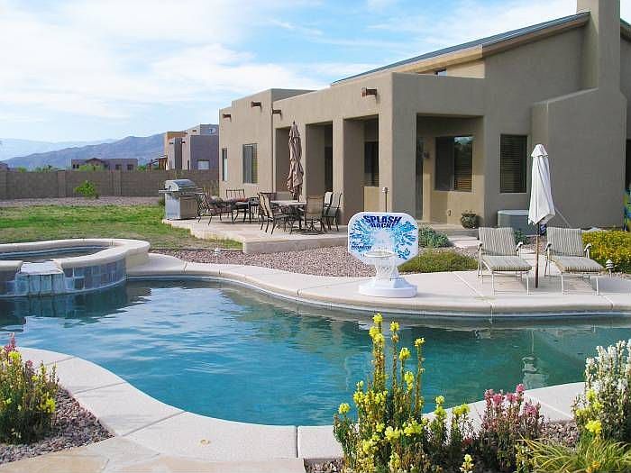 Refreshing Pool & Spa!