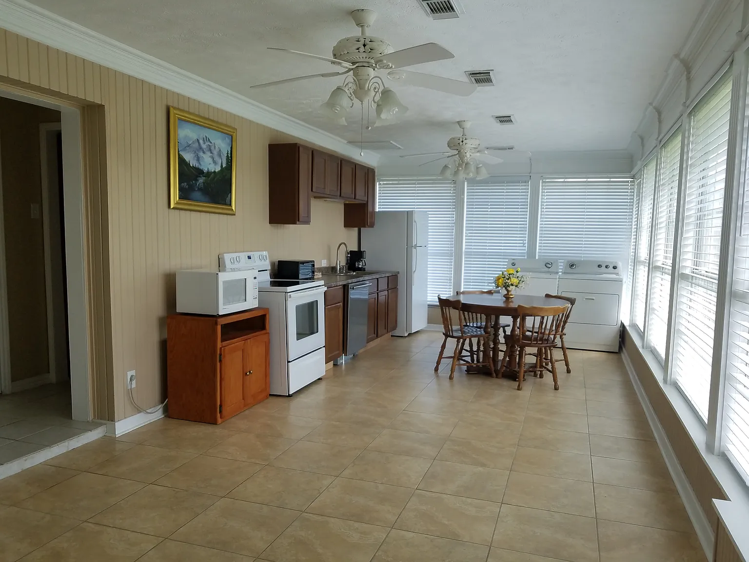 1 bed, 800 sqft, $1,500 — Photo 2