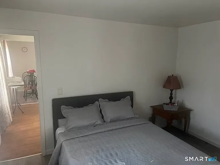 24-26 Judson Ave — Photo 12