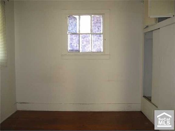 3rd image of 416 N Olive St