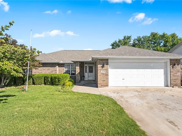 1009 E Linden St, Rogers, AR 72756
