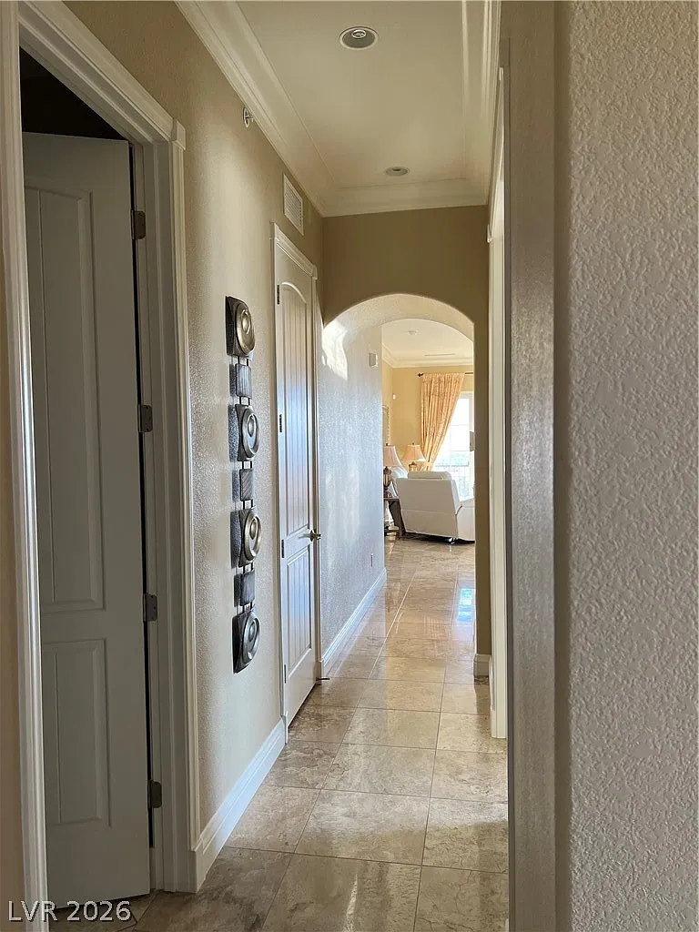 3 bed, 3.0 bath, 1596 sqft, $2,395 — Photo 4