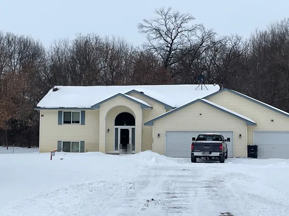 5685 411th St, North Branch, MN 55056
