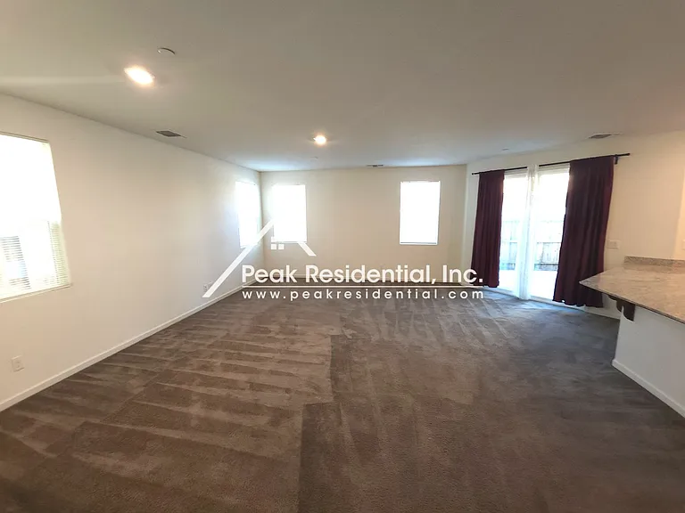 5343 Kankakee Dr — Photo 4