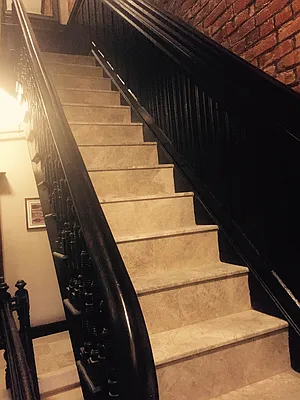 Rented by Elite NY Holdings | media 17