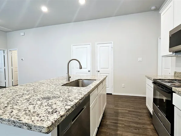 10948 Amblewood, Willis, TX 77318
