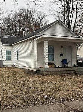 1st image of 3615 Larkwood Ave