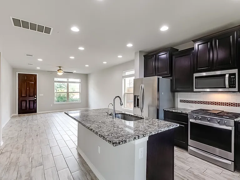 14314 McCoy Loop — Photo 11