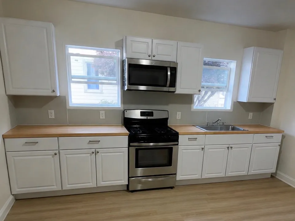 92 Rockland St #1